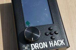 Відмінності між HackRF One та HackRF One PortaPack H2 фото